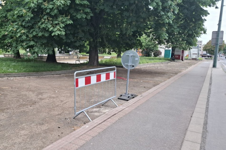 Vynovené chodníky a priestranstvá pred ME vo futbale