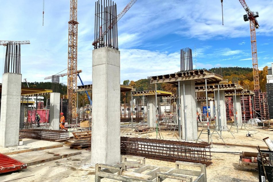 V OBRAZOCH: Návšteva zástupcov Európskej komisie v banskobystrickej nemocnici