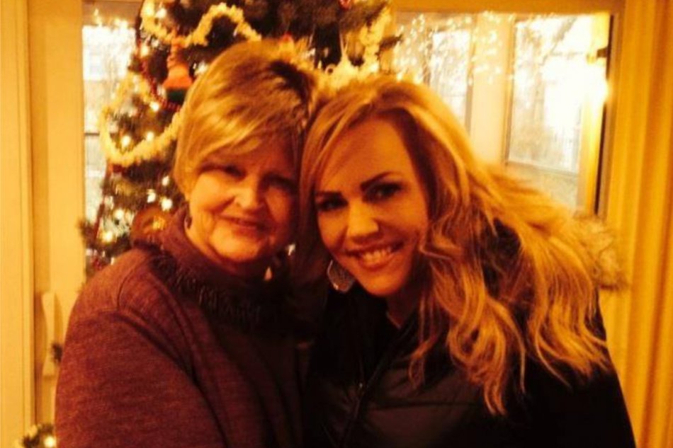 Bývalú moderátorku obvinili z vraždy vlastnej mamy