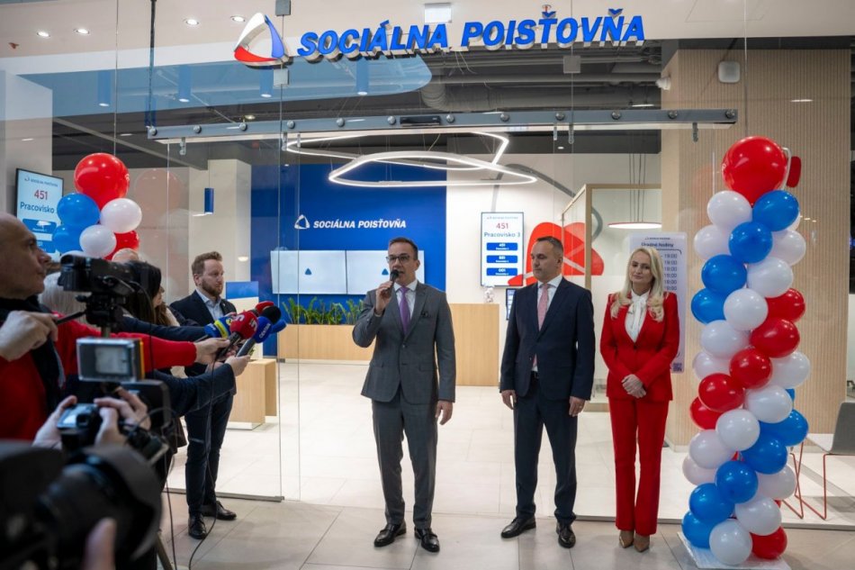 Sociálna poisťovňa otvorila klientske centrum v obchodnom centre