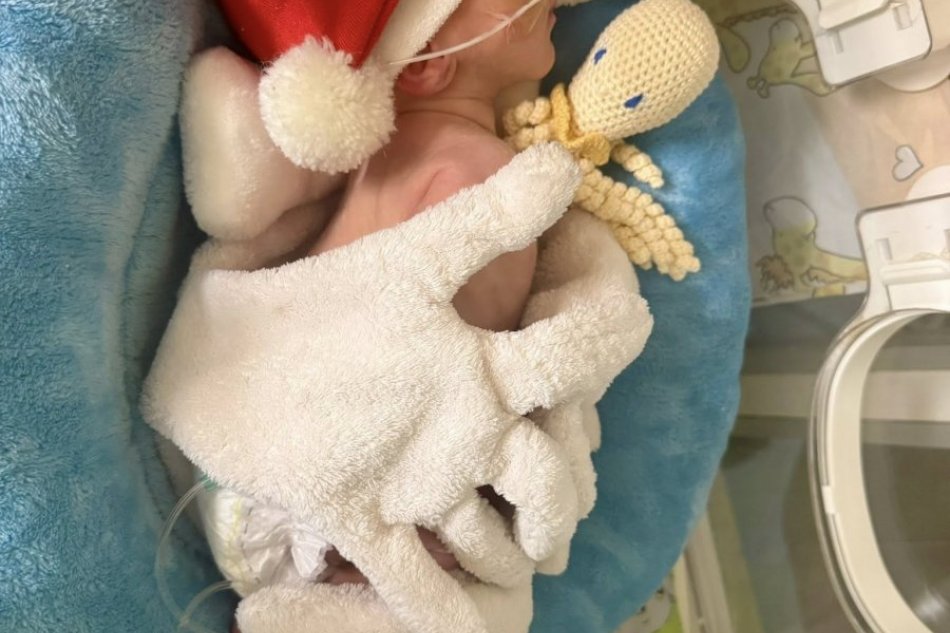 V OBRAZOCH: Bábätká dostali na Mikuláša tematické bodičko a čiapku