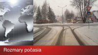 Na cestu popadali stromy. Silný vietor bude fúkať aj v piatok