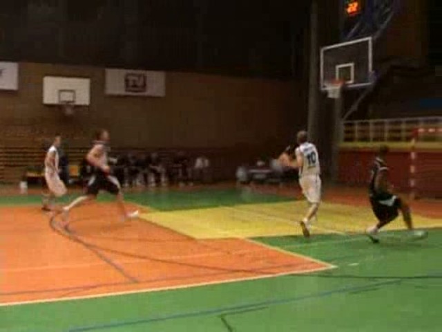 Basketbal: Nitra prevalcovala Žilinu o 25 bodov