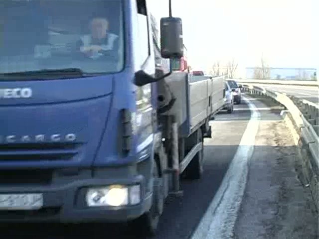 Štrajkujúci dopravcovia zablokovali Nitru