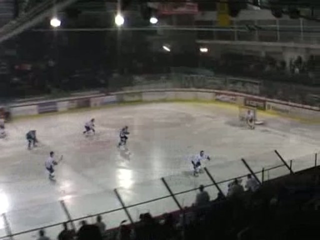 Hokej: Nitra po výbornom výkone zdolala Slovan