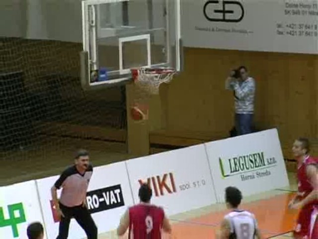 Basketbal muži: Nitra porazila Komárno aj bez rozohrávača Scotta