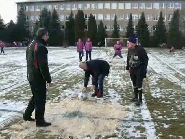 Silvestrovský futbal otvoril krajský župan Maňka