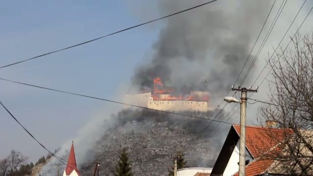 Hrad Krásna Hôrka zhorel takmer do tla