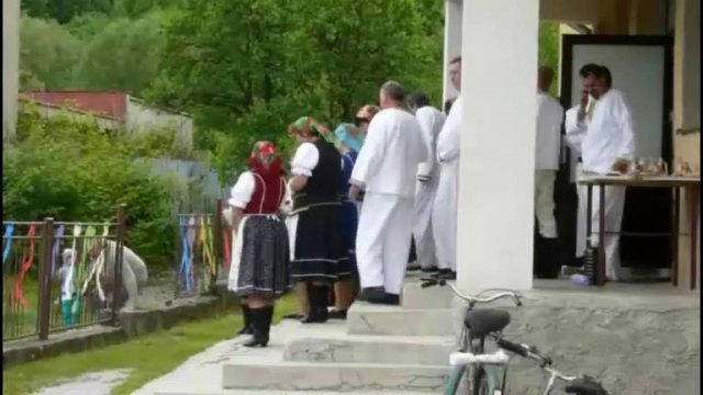 Stavanie mája Revúčka