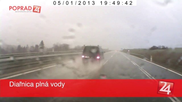 Obrazom: Daždivé počasie sa podpísalo pod viacero nehôd pod Tatrami